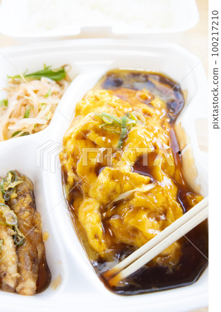 Delicious Chinese Cuisine, Crab Ball Bento Delicious Chinese Cuisine, Crab Ball Bento 100217210