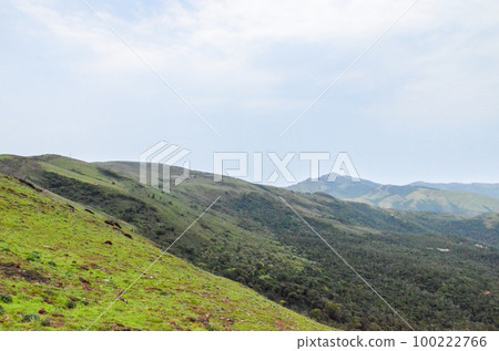 Mullayanagiri range of mountains near Chickmagalur, India 100222766