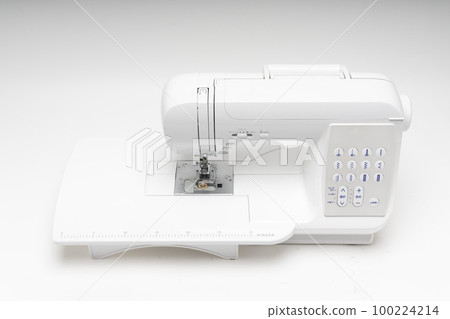 sewing machine 100224214