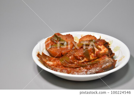 這是早點做飯。 100224546