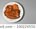 這是早點做飯。 100224550