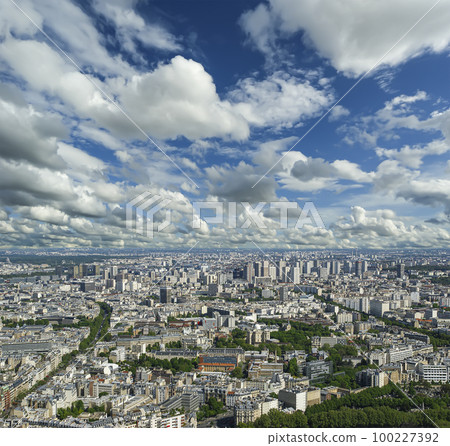 Paris skyline (cloudy summer day) , France Paris skyline (cloudy summer day) , France 100227392