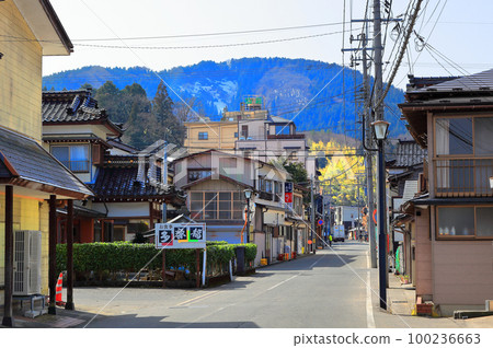 擁有1300年曆史的湯田川溫泉街 擁有1300年曆史的湯田川溫泉街 100236663