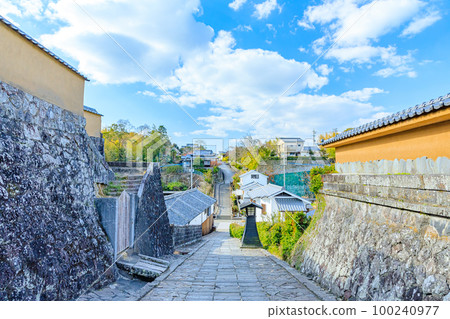 冬天的杵築城下町、大分縣杵築市須谷之坂、鹽谷之坂 冬天的杵築城下町、大分縣杵築市須谷之坂、鹽谷之坂 100240977