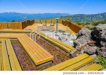 Sky terrace and footbath 100242610