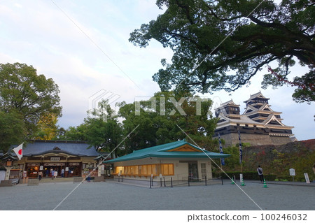 加藤神社和熊本城 加藤神社和熊本城 100246032