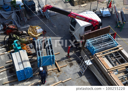 施工現場材料裝卸 100255220