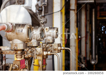 Pressure transmitter, and temperature transmitter for measurement and monitor data of oil and gas process. Pressure transmitter, and temperature transmitter for measurement and monitor data of oil and gas process. 100260858
