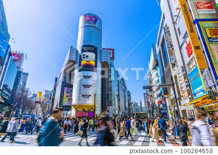 Tokyo cityscape in Japan 3.11…. Will the curse be released? Wearing a mask is an individual decision on the 13th. Shibuya is a threat to the flow of people = 11th Tokyo cityscape in Japan 3.11…. Will the curse be released? Wearing a mask is an individual decision on the 13th. Shibuya is a threat to the flow of people = 11th 100264658