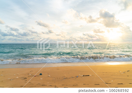 Sea wave beach sunset with cloud summer vacation 100268592