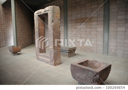 bolivia, tiwanaku, tiwanaku ruins, tiwanaku museum, stone gate bolivia, tiwanaku, tiwanaku ruins, tiwanaku museum, stone gate 100269854