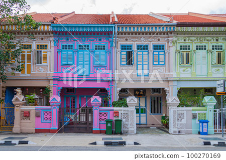 [Singapore] Colorful Katong District 100270169
