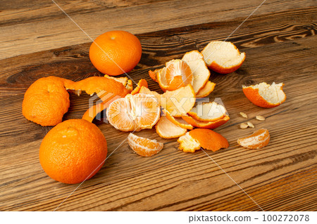 Mandarin Peel, Peeled Tangerine, Fresh Citrus Rind, Mandarins Skin, Tangerines Shell Isolated Mandarin Peel, Peeled Tangerine, Fresh Citrus Rind, Mandarins Skin, Tangerines Shell Isolated 100272078