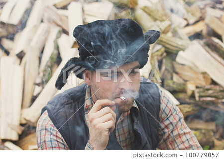 lumberjack in the hat 100279057