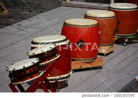 Festival drum stage Festival drum stage 100283595