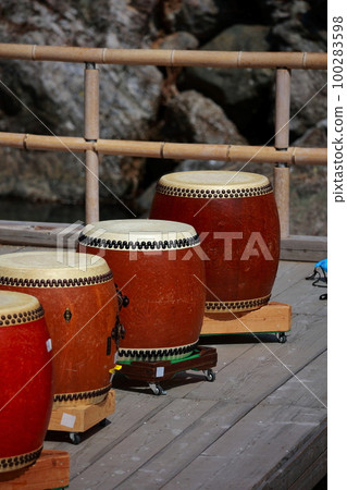 Festival drum stage Festival drum stage 100283598