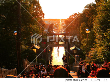[Fukuoka Prefecture] Miyajidake Shrine Sunset Festival (Path of Light) on a superb view day 100291163