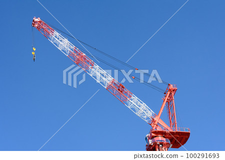 起重機站在建築施工現場 100291693