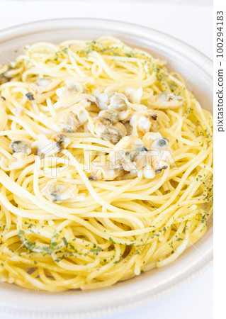 美味的便利店 vongole 意大利面 美味的便利店 vongole 意大利面 100294183