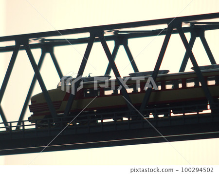 N gauge iron bridge and bonnet express 100294502