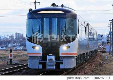 [JR東海]系列HC85“飛驒”（高山本線：長森站） 100297901