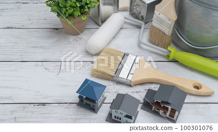 DIY/裝修/油漆公司形像樣板房和白色木紋背景 DIY/裝修/油漆公司形像樣板房和白色木紋背景 100301076