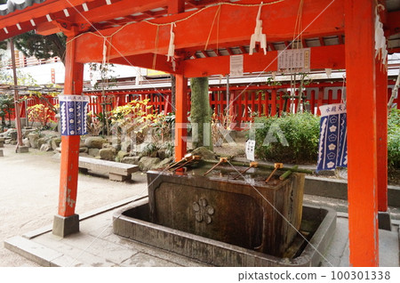 Suikyo Tenmangu Shrine (Tenjin, Fukuoka City) *Scheduled to be relocated by Tenjin Big Bang 100301338