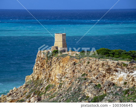 Golden Bay beach, Maltese islands 100306645