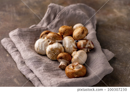 羊肚菌 蘑菇 蔬菜 100307230