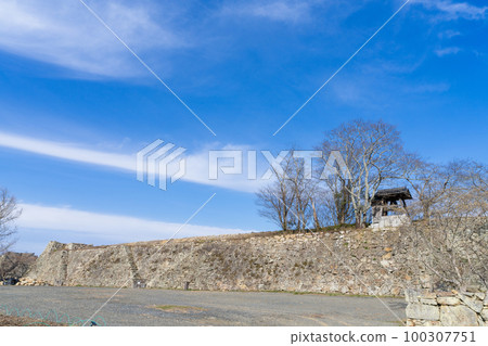 "Okayama Prefecture" Tsuyama Castle (Japan's Three Great Hirayama Castle) / Scenery from Tsuyama Castle "Okayama Prefecture" Tsuyama Castle (Japan's Three Great Hirayama Castle) / Scenery from Tsuyama Castle 100307751