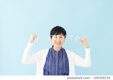 高級女性膽量姿勢 100309338