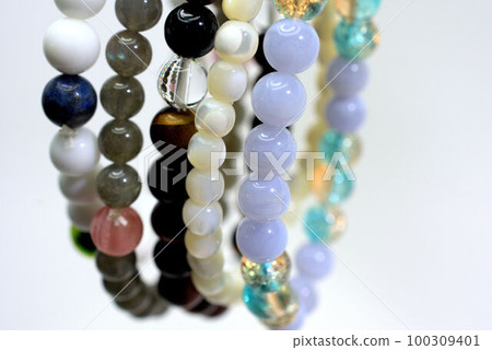 Bracelet miscellaneous goods accessories material Bracelet miscellaneous goods accessories material 100309401