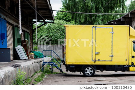 yellow micro van. yellow micro van. 100310480