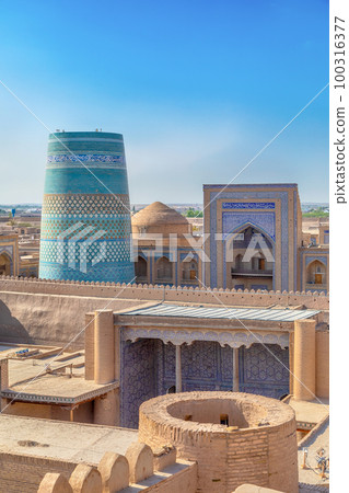 Cityscape of Khiva, Uzbekistan 100316377