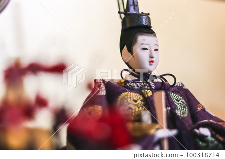 為我女兒的節日準備的漂亮雛人偶。 為我女兒的節日準備的漂亮雛人偶。 100318714