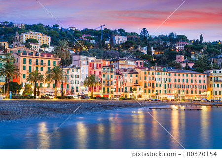 The coast of Santa Margherita Ligure, Italy 100320154