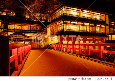 Night view of Sekizenkan 100323381