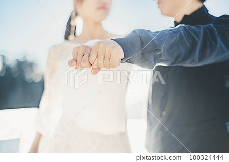 關閉結婚戒指 100324444