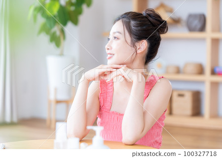 美女 100327718