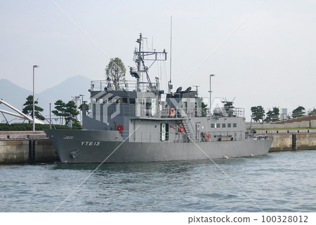 An anchored Maritime Self-Defense Force training ship An anchored Maritime Self-Defense Force training ship 100328012