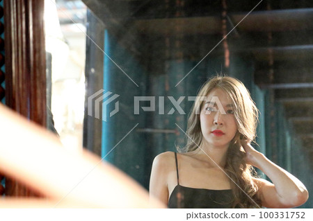 Girl in Fashion 100331752
