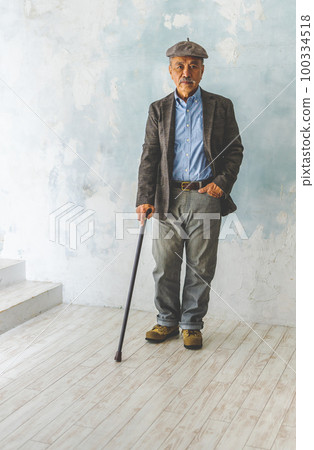 male, man, full body 100334518