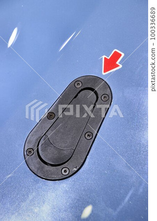 It also supports car inspections♪ Flat type "bonnet pin" that fixes the resin bonnet It also supports car inspections♪ Flat type "bonnet pin" that fixes the resin bonnet 100336689