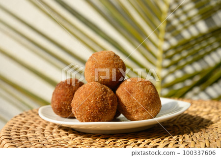 Authentic Sri Lankan cutlets snack street foods, short eats 100337606