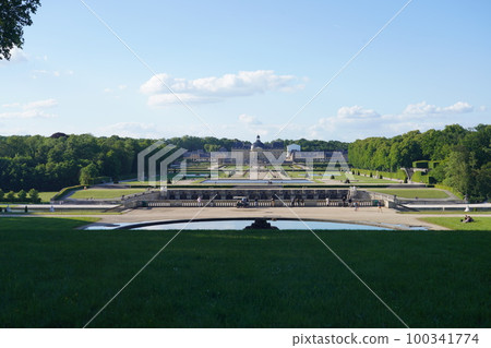 Fontainebleau castle garden Fontainebleau castle garden 100341774