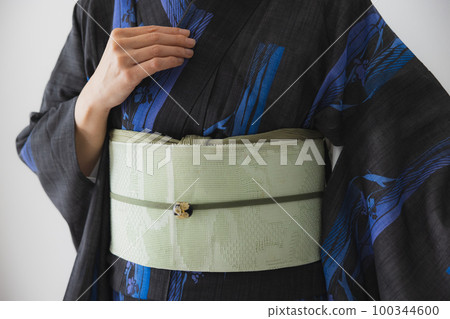 黑色夏季細紋薄款面料 100344600