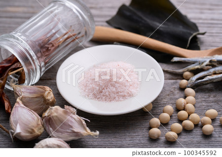 岩鹽(穀物)喜馬拉雅鹽 岩鹽(穀物)喜馬拉雅鹽 100345592