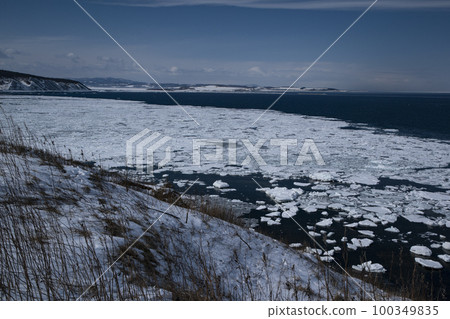 Noguchi Cape Noguchi Cape 100349835