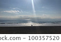 Shonan coast and horizon 100357520