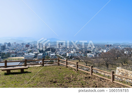 “鳥取縣”鳥取城/鳥取城的風景 100359785